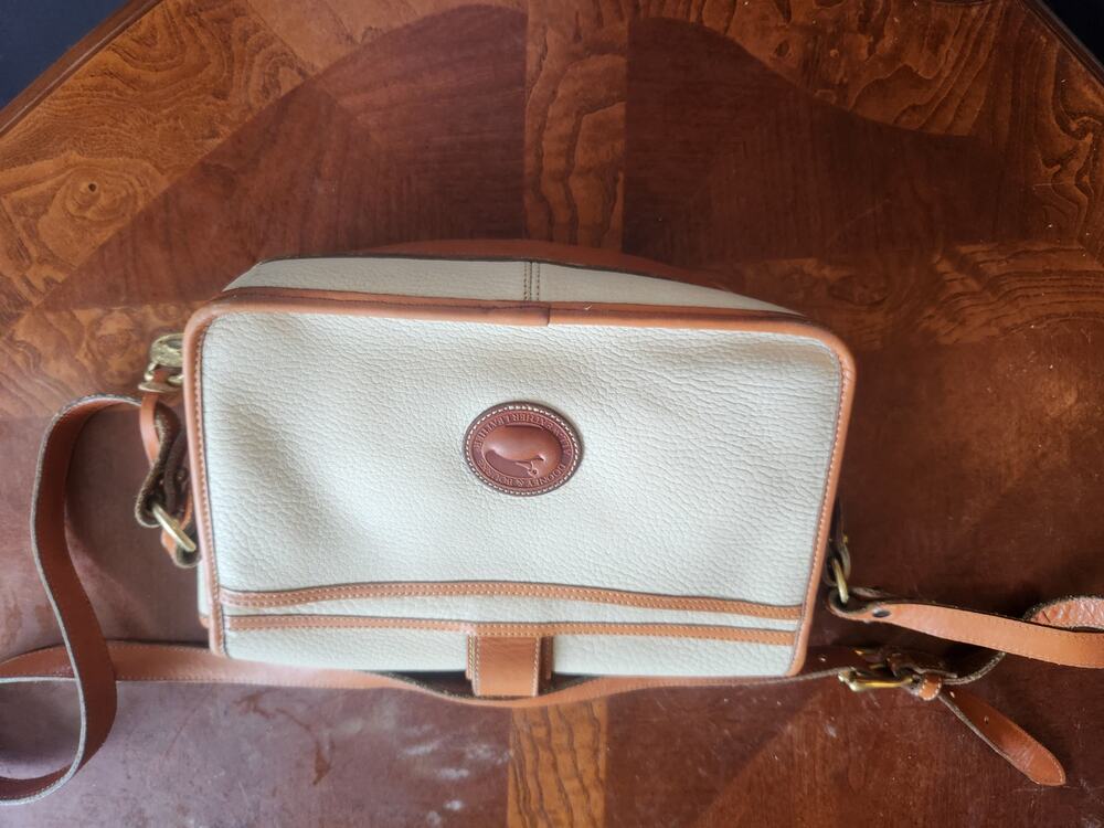 Vintage Dooney & Bourke All-Weather Leather Duck Logo Bag Cream Tan